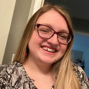 Meet your Posher, Cuera